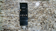 Load image into Gallery viewer, WESTINGHOUSE BTC22F BT TIMING RELAY ON DELAY 300V - FREE SHIPPING