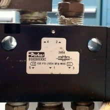Load image into Gallery viewer, PARKER SCHRADER BELLOWS B592000XXC SOLENOID VALVE 3/8"D. AIR 3P 150PSI MAX *FS*