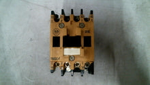 Load image into Gallery viewer, ALLEN BRADLEY 100-A09ND3 CONTACTOR SER.B 9A 600VAC -FREE SHIPPING