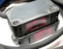 Load image into Gallery viewer, KEYENCE PZ-M51P PHOTOELECTRIC SENSOR PZ-V/PZ-M 12-24VDC CLASS 2 100mA FREE SHIP