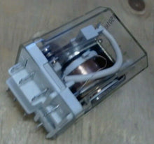 Load image into Gallery viewer, SQUARE D SCHNEIDER 8501KU12P14V20 RELAY 11 PINS SER.D 120V DPDT -FREE SHIPPING