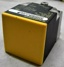Load image into Gallery viewer, TURCK NI20-CK40-VN4X2-H1141 INDUCTIVE SENSOR & BRACKET 10-65VDC 200MA SN20MM *FS