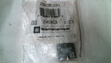 Load image into Gallery viewer, TELEMECANIQUE ZB2-BE101 CONTACT BLOCK 24963 -FREE SHIPPING