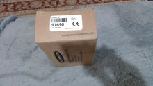 Load image into Gallery viewer, BANNER ENGINEERING LE250UQP L GAGE LE250 91690 12-30VDC -FREE SHIPPING