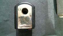 Load image into Gallery viewer, PARKER DFGC05 GENERAL PURPOSE OR SHUT OFF VALUE SOLENOID 120V 60HZ -FREE SHIP