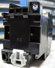 Load image into Gallery viewer, TOSHIBA A4A-22E A600 HEAVY DUTY CONTROL RELAY (2NO2NC) 600VAC 10A -FREE SHIPPING