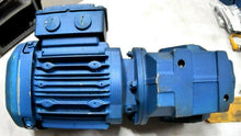 Load image into Gallery viewer, SEW EURODRIVE DRS71S4 GEAR MOTOR HEL-WORM 0.33 HP & SA37DRS71S4 MOTOR 1.28A *FSH