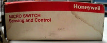 Load image into Gallery viewer, HONEYWELL FE-MLS4EB-1011 MICRO SWITCH PROXIMITY SENSOR 12-16VDC-FREE SHIPPING