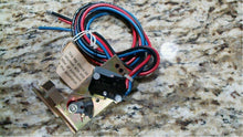 Load image into Gallery viewer, WESTINGHOUSE 1493D42G02 AUX. COMB SWITCH & ALARM SERIES C - FREE SHIPPING