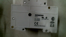 Load image into Gallery viewer, SIEMENS 5SX23 D1,6 CIRCUIT BREAKER 480VAC 3P 1.6A -FREE SHIPPING