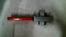 Load image into Gallery viewer, PARKER HYDRAULIC VALVE DIV. 699-1-3/4D2 SAFETY LOCKOUT VALVE 250PSI -FREE SHIP