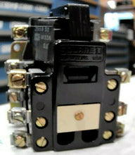 Load image into Gallery viewer, SQUARE D 8501-DO42 AC CONTROL RELAY 110/120 V COIL TYPE D042 FREE SHIPPING