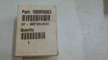 Load image into Gallery viewer, BURKERT 00462634 3/2 WAY SOLENOID 24BVDC 232PSI -FREE SHIPPING