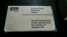 Load image into Gallery viewer, PARKER DFGC05 GENERAL PURPOSE OR SHUT OFF VALUE SOLENOID 120V 60HZ -FREE SHIP