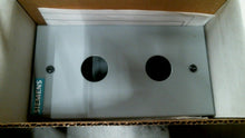Load image into Gallery viewer, SIEMENS 3SB0222 PUSH BUTTON STATION 2 HOLES -FREE SHIPPING