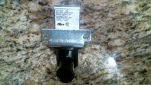 Load image into Gallery viewer, ICE O MATIC DELTROL CONTROLS 9041105-02 PURGE VALVE -FREE SHIPPING