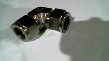 Load image into Gallery viewer, PARKER 10EE10-316, 5/8" A-LOK STAINLESS STEEL UNION ELBOW -FREE SHIPPING