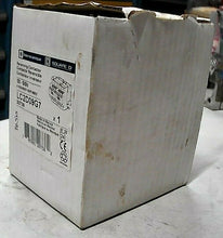Load image into Gallery viewer, TELEMECANIQUE/SQUARE D/SCHNEIDER ELECTRIC 2-LC2D09G7 REVERSING CONTACTOR *FRSHIP
