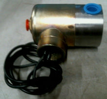 Load image into Gallery viewer, SKINNER VALVE HONEYWELL V53ADB2100 SOLENOID VALVE 1/16" ORFICE 100PSI -FREE SHIP