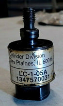 Load image into Gallery viewer, PARKER SCHRADER BELLOWS 1347570031 SELF-ALIGN ROD COUPLER (LC-1-05A) *FREE SHIP*