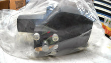 Load image into Gallery viewer, SWAGELOK WHITNEY MS-135-DA 135 SERIES PNEU DOUBLE-ACTING HIGH TEMP ACTUATOR *FS*
