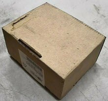 Load image into Gallery viewer, PHOENIX CONTACT D-32825 MOTOMAN I/O DISTRIBUTION MODULE (FL SWITCH SFN 8TX) *FS*