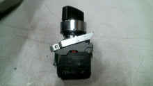 Load image into Gallery viewer, TELEMECANIQUE ZBE-102 CONTACT W/2 POSITION SELECTOR SWITCH -FREE SHIPPING