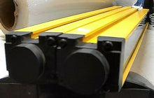 Load image into Gallery viewer, SICK C40S-0401DA010 / C40E-0401DA010 SEND/REC C4000 STD LIGHT CURTAIN SET *FRSHP