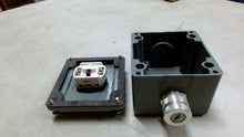 Load image into Gallery viewer, AB ROCKWELL 800T-1TB SER T ENCLOSURE PUSHBUTTON STATION & 800T-H17 SER T *FRSHIP
