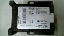 Load image into Gallery viewer, SIEMENS 3RH2131-1AP60 AUXILLARY CONTACTOR 240V, 60HZ -FREE SHIPPING