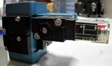 Load image into Gallery viewer, MAC VALVES 45A-LAD-DACJ-2KD PNEU SOLENOID VALVE 4 WAY 20-80PSI 1/8IN NPT *FR SH