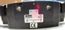 Load image into Gallery viewer, PARKER SCHRADER BELLOWS B522BB553C SOLENOID VALVE 120VAC 2POSITION 3/8"NPT *FSHP
