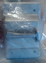Load image into Gallery viewer, EATON COOPER CROUSE HINDS DS-185 RAINTIGHT LOCKING COVER LEVER OPER (SEALED) *FS
