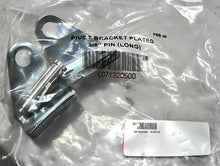Load image into Gallery viewer, LOT/2 PARKER (SPEEDAIRE) 5VKV6 CYLINDER MOUNTING PIVOT BRACKET W/ PIN SEALED *FS