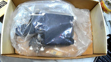 Load image into Gallery viewer, SWAGELOK WHITNEY MS-135-DA 135 SERIES PNEU DOUBLE-ACTING HIGH TEMP ACTUATOR *FS*