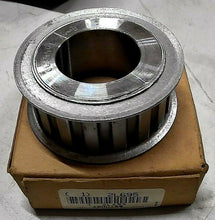 Load image into Gallery viewer, REGAL BELOIT BROWNING 18HH100 BUSHING TIMING BELT PULLEY 2.811" OD 18 TOOTH *FS*