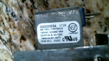 Load image into Gallery viewer, ICE-O-MATIC 9041105-01 DELTROL CONTROLS PURGE VALUE - FREE SHIPPING
