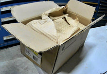Load image into Gallery viewer, GE CR1062R3AAP2000 SER A MANUAL MOTOR STARTER NEMA M-0 3POLE 600VAC 2HP FREE SHP
