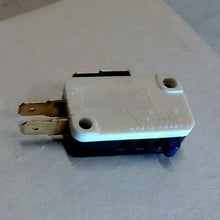 Load image into Gallery viewer, LOT/9 ZF FRIEDRICHSHAFEN CHERRY E22-00AX ACTUATOR SWITCH 0.1AMP 125VAC *FRSHIP*