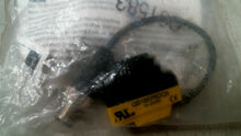 Load image into Gallery viewer, BANNER ENGINEERING DS18AP6LPQ5 SENSOR 3.5M W/BRT-84 10-30VDC SPDT -FREE SHIPPING