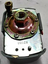 Load image into Gallery viewer, SCHNEIDER SQUARE D 9013FHG2J27M1X PRESSURE SWITCH 575VAC 1HP 100PSI 690kPa *FS*