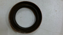 Load image into Gallery viewer, NATIONAL FEDERAL MOGUL 472012 NEEDLE LINE GEAR BOX 2.062 X 3.00 X .375 LOT/3 -FS