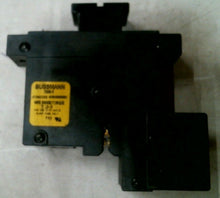 Load image into Gallery viewer, BUSSMANN 15800-R DISCONNECT SWITCH 72LB-IN WIRE RANGE TORQUE -FREE SHIPPING
