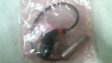 Load image into Gallery viewer, HONEYWELL 112FW123-1R1 PROXIMITY SWITCH -FREE SHIPPING