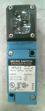 Load image into Gallery viewer, HONEYWELL MICRO SWITCH MPV13 W/POLAR SCANNING HEAD MPP1-003 6A 24VAC -FREE SHIP