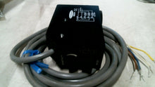 Load image into Gallery viewer, BANNER R55CG1 R55 GREEN COLOR MARK CONVERGENT 10MM 10-30VDC 6.5"CABLE -FREE SHIP