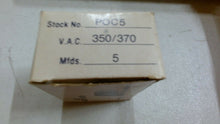 Load image into Gallery viewer, PACKARD POC5 AC MOTOR RUN CAPACITOR 5MFD 350/370VAC -FREE SHIPPING