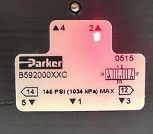 Load image into Gallery viewer, PARKER SCHRADER BELLOWS B592000XXC SOLENOID VALVE 3/8"D. AIR 3P 146PSI MAX *FSHP