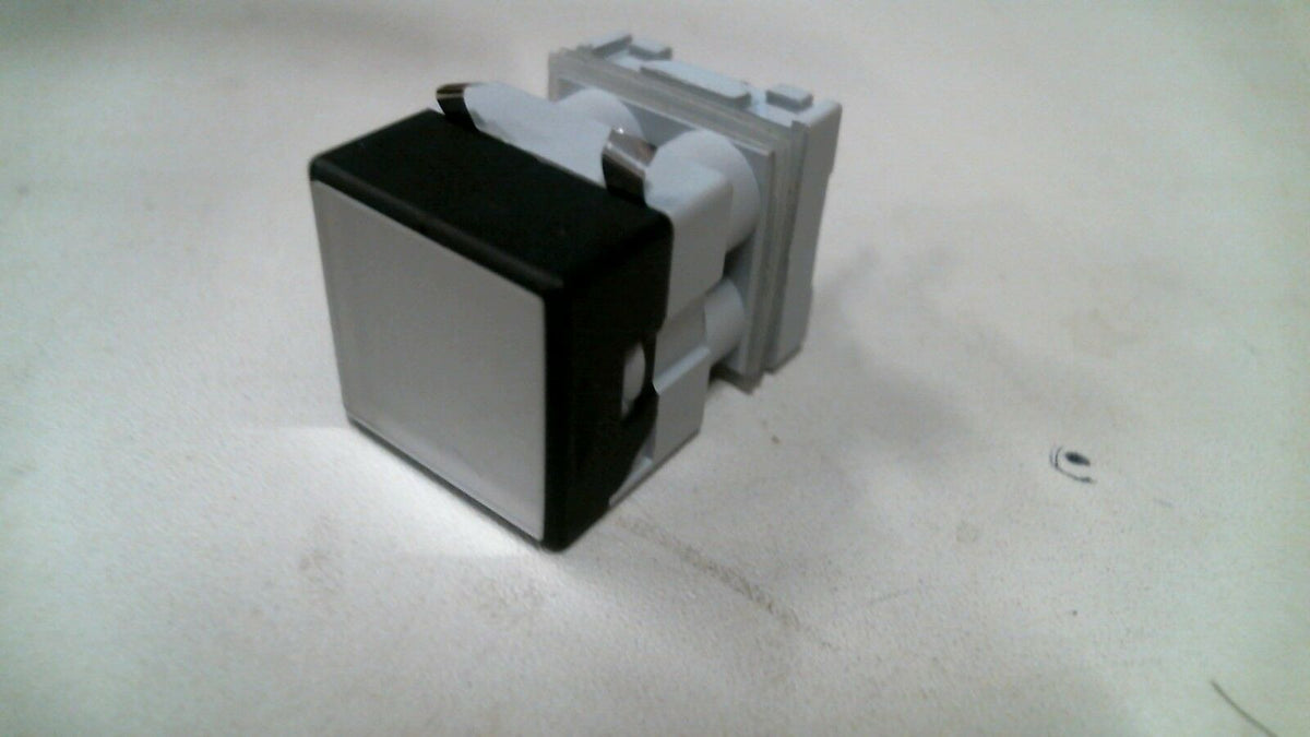 KORRY 7193781004 PUSH SWITCH 81590 0534 FREE SHIPPING Trojan Supply