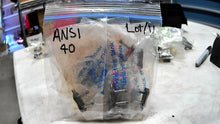 Load image into Gallery viewer, LOT/11 ANSI 40 CONNECTING LINKS (SEALED) *FREE SHIPPING*